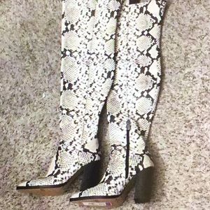 BUY. ME NOW 53. VINCE. CAMUTO